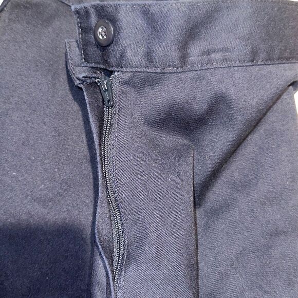 - Classroom Uniforms juniors 5/6 Navy Stretch Double-Pleated Twill Scooter… - Picture 7 of 12